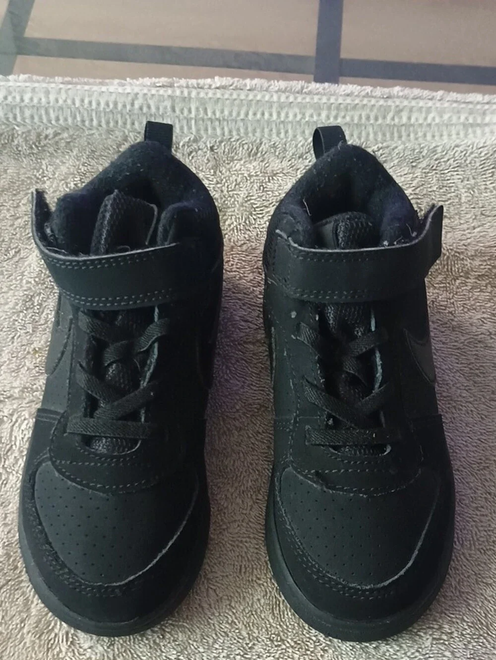 Nike all black